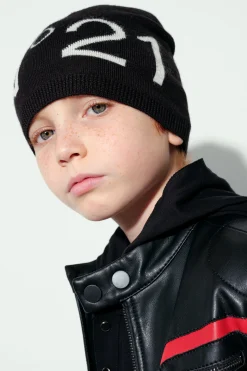Hats And Caps | Hats And Caps><noscript><img data-lazyloaded=