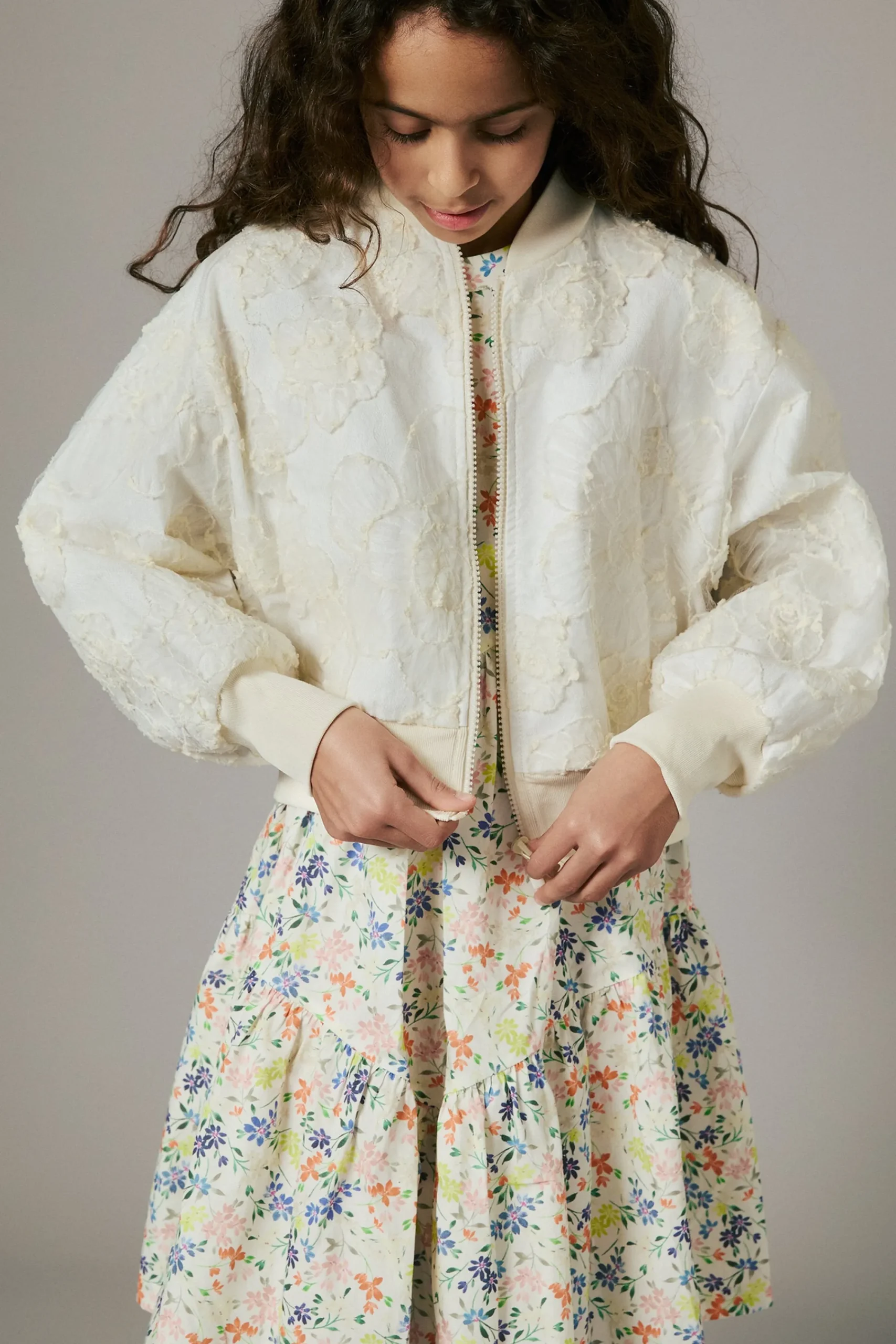 Jackets And Padded Jackets | Party Looks>N°21 Bomber jacket with embroidered organza flowers creamy white