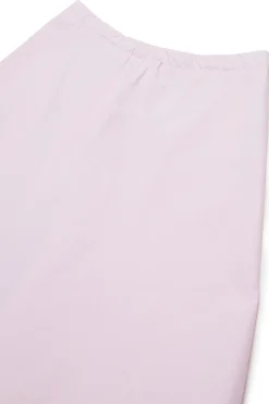 Skirts><noscript><img width=