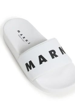 Slippers And Sandals | Slippers And Sandals><noscript><img width=