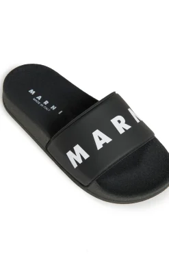 Slippers And Sandals | Slippers And Sandals><noscript><img width=