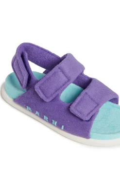 Slippers And Sandals | Slippers And Sandals><noscript><img width=