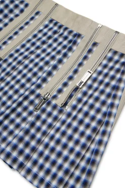 Skirts><noscript><img width=