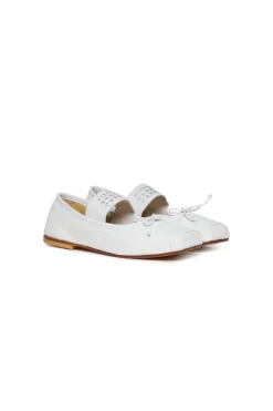 Slippers And Sandals | Slippers And Sandals><noscript><img width=
