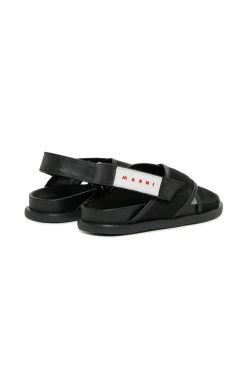 Slippers And Sandals | Slippers And Sandals><noscript><img width=