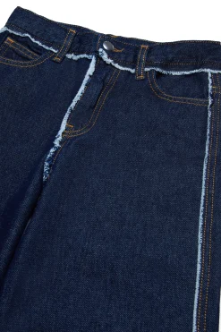 Jeans | Party Looks><noscript><img width=