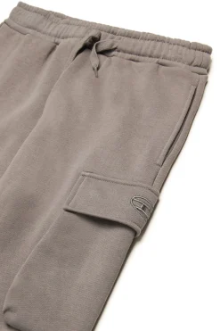 Pants><noscript><img width=