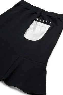 Skirts><noscript><img width=
