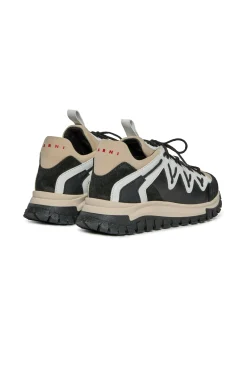 Sneakers | Sneakers><noscript><img width=