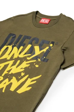 T-Shirts | T-Shirts><noscript><img width=
