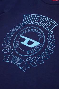 T-Shirts | T-Shirts><noscript><img data-lazyloaded=
