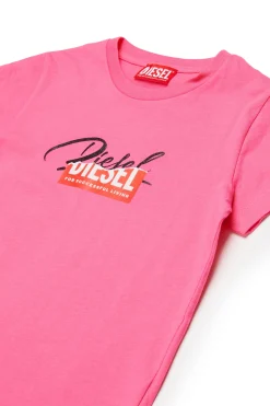 T-Shirts><noscript><img width=