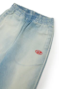 Jeans><noscript><img data-lazyloaded=