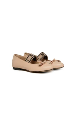 Slippers And Sandals | Slippers And Sandals><noscript><img width=