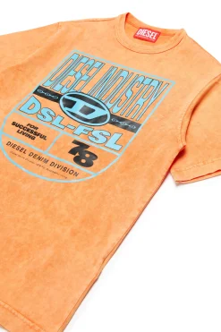 T-Shirts><noscript><img width=