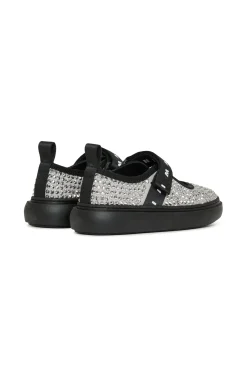 Sneakers | Sneakers><noscript><img width=