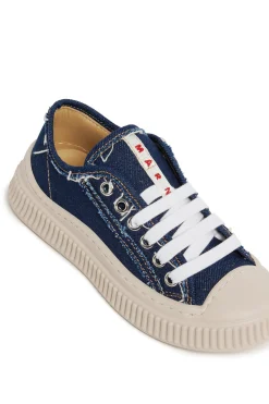 Sneakers | Sneakers><noscript><img width=