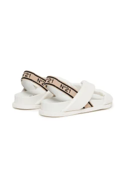 Slippers And Sandals | Slippers And Sandals><noscript><img width=
