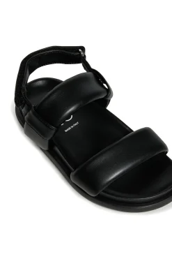 Slippers And Sandals | Slippers And Sandals><noscript><img width=