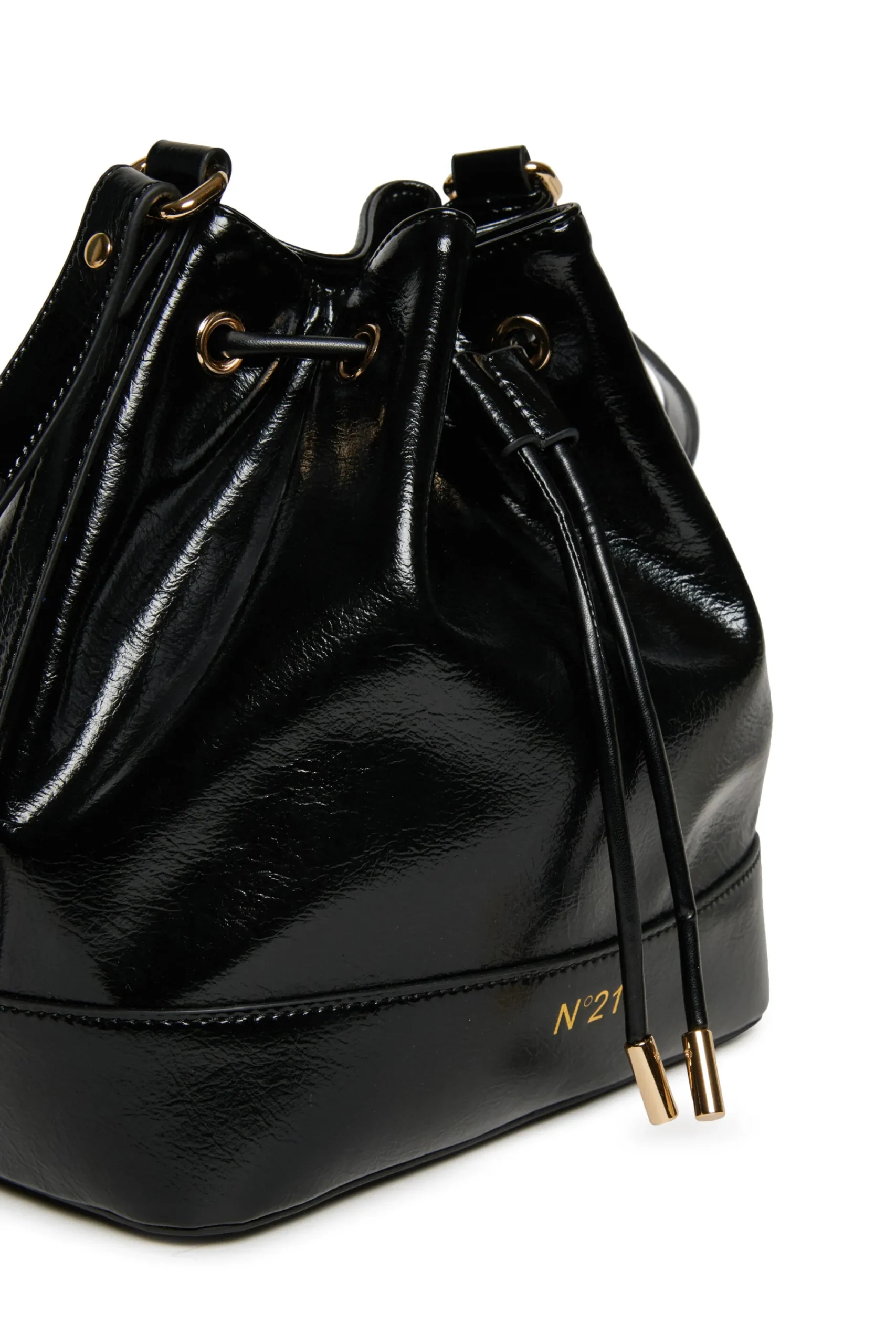 Bags And Backpacks>N°21 Shiny effect bucket bag black