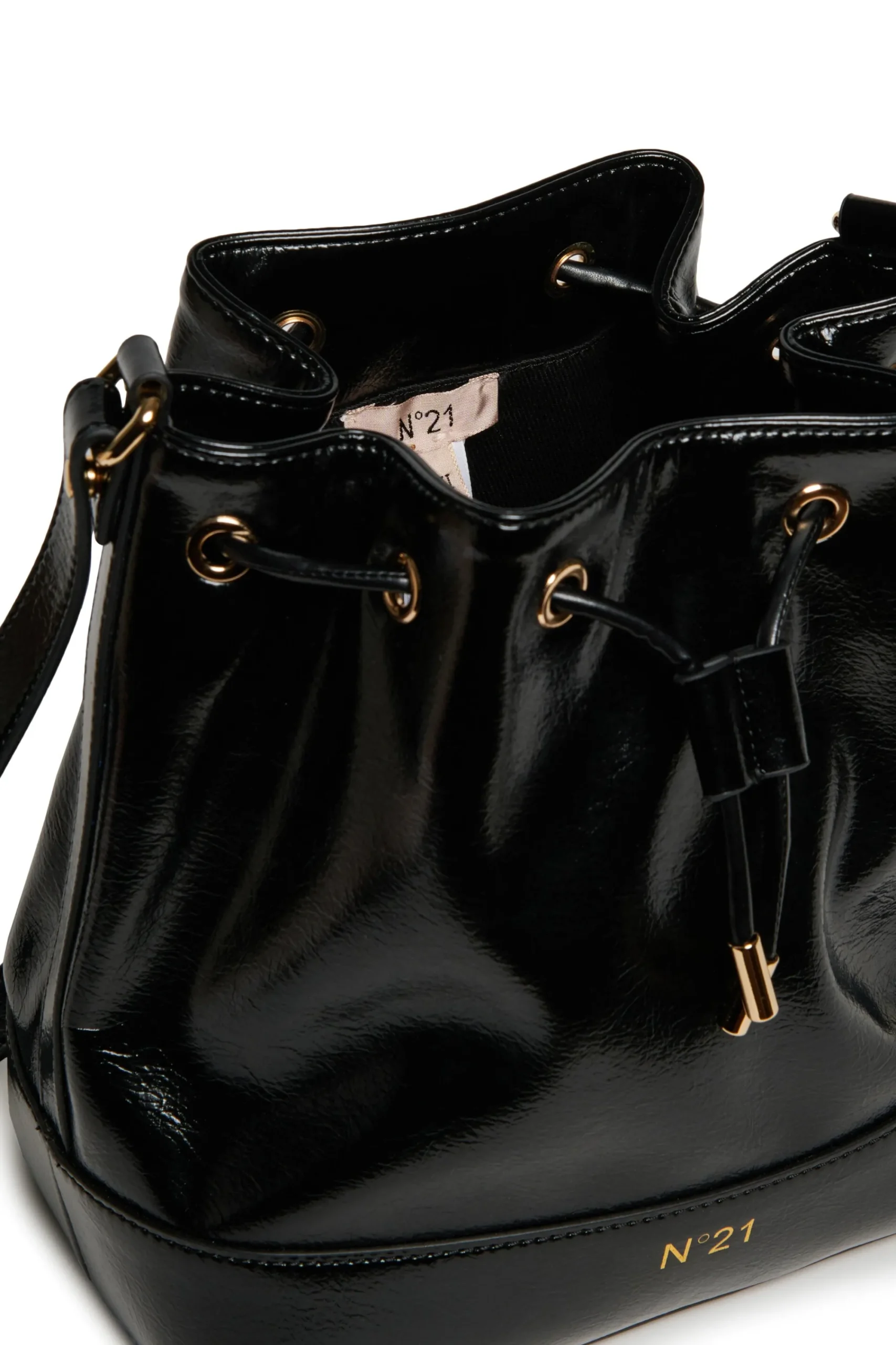 Bags And Backpacks>N°21 Shiny effect bucket bag black