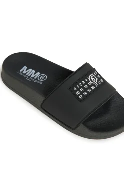 Slippers And Sandals | Slippers And Sandals><noscript><img width=