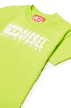 T-Shirts | Activewear><noscript><img width=