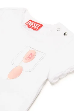 T-Shirts><noscript><img width=