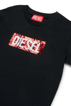 T-Shirts><noscript><img width=