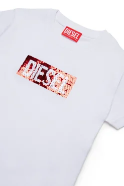 T-Shirts><noscript><img width=