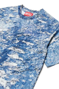 T-Shirts><noscript><img width=