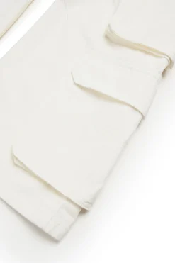 Pants><noscript><img width=